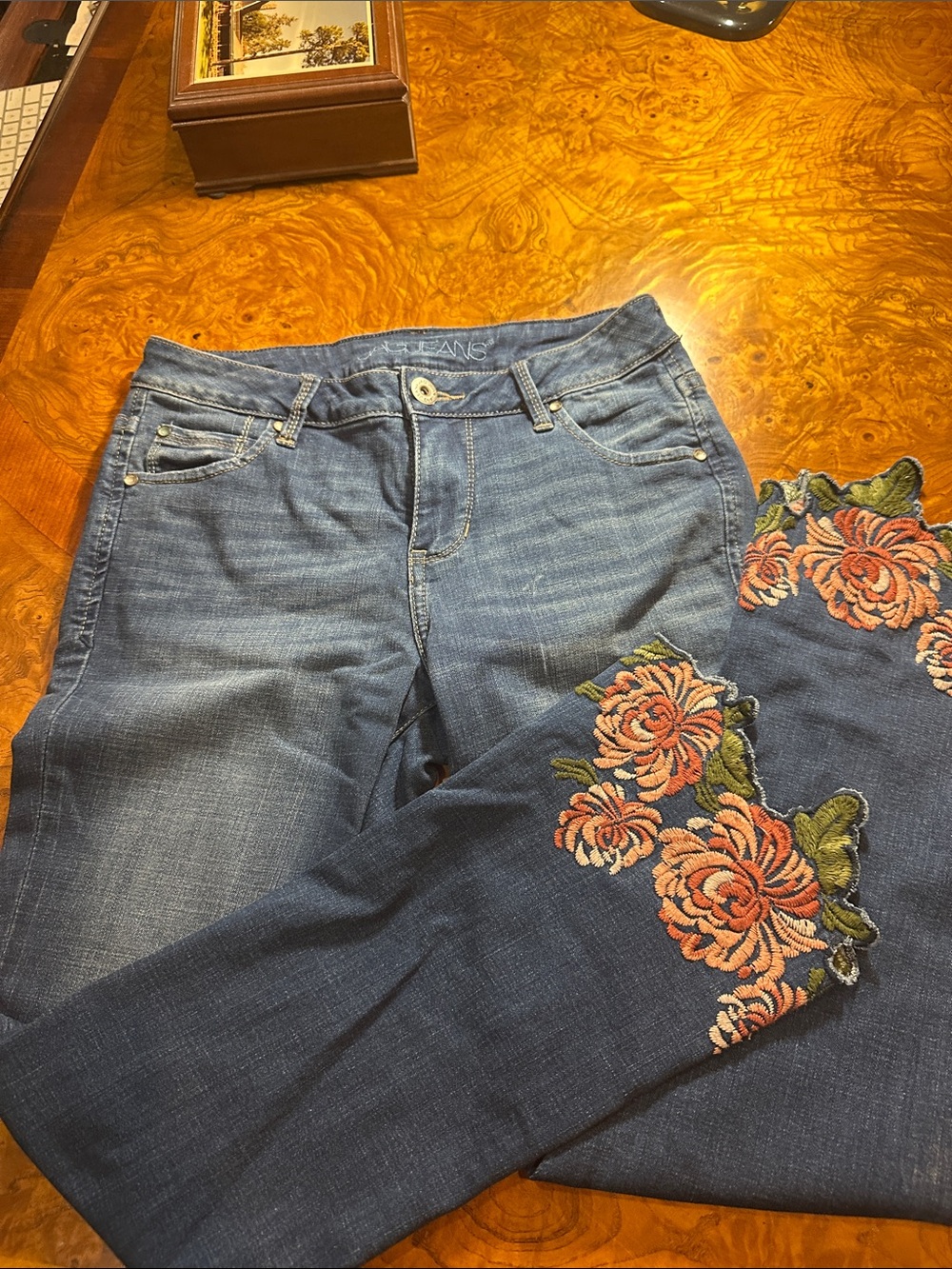 Floral Embroidered Blue Women's Jeans